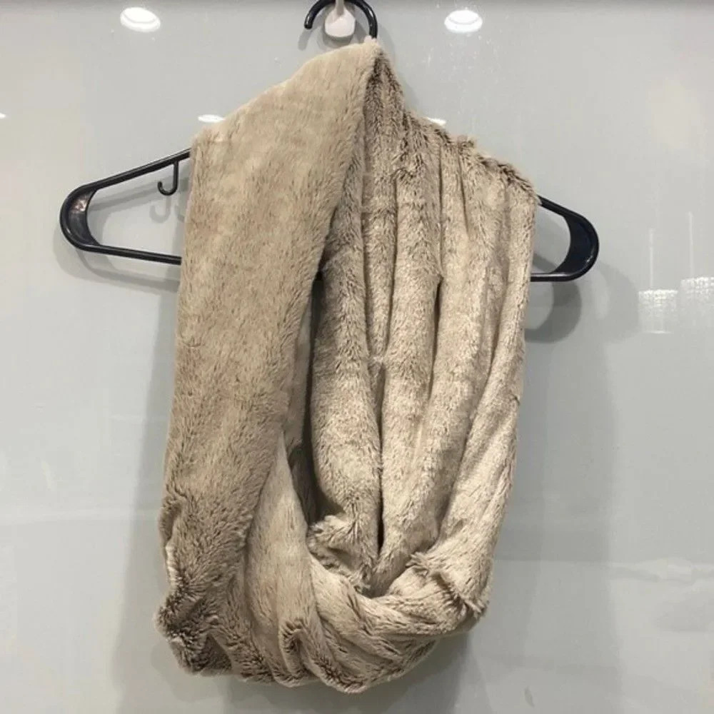 Women's Light Grey Soft Infinity Fuzzy Fur Scarf
